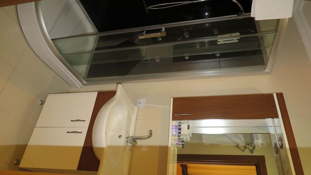 Emexotel Kocaeli Exteriör bild